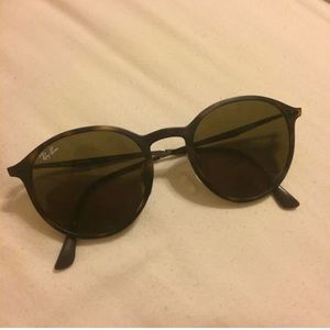 Ray-Ban round light ray sunglasses