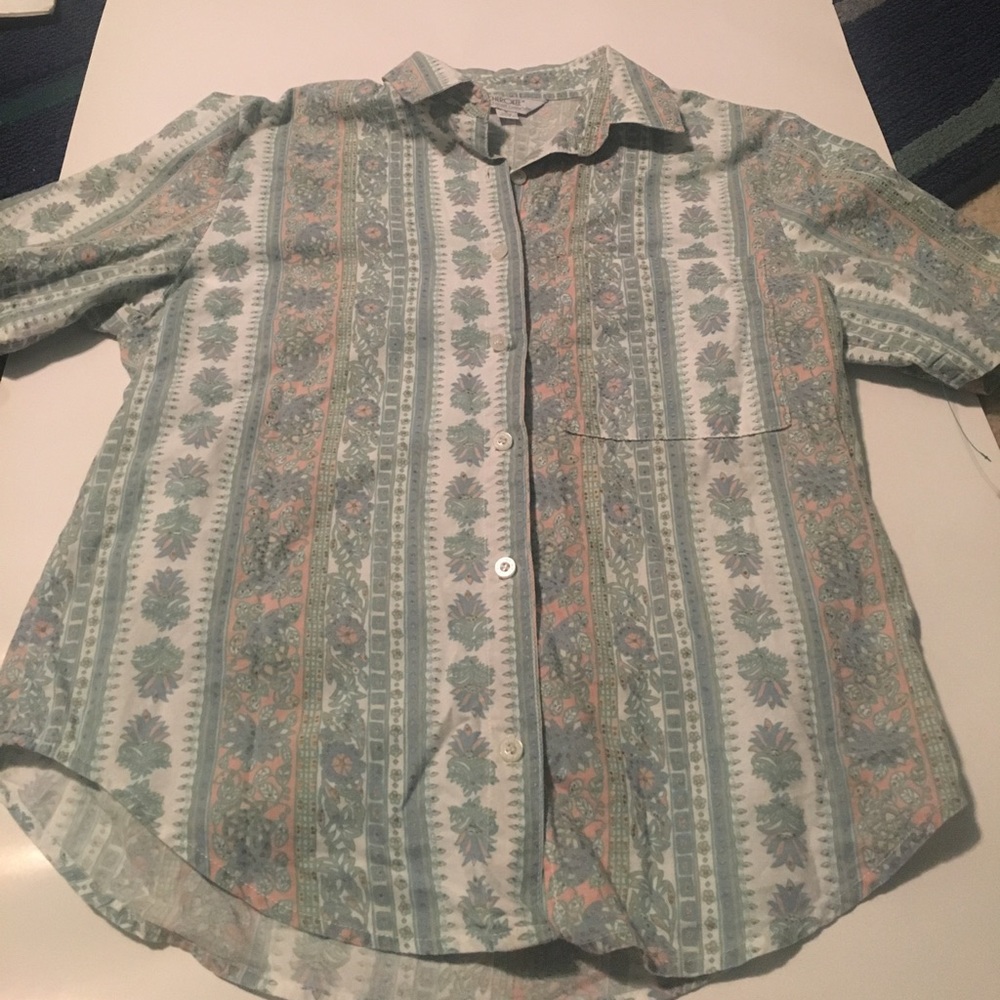 Vintage Short Sleeved Buttoned Down