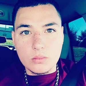 Meet your Posher, Adam