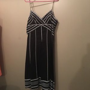 Size 14 Eliza summer dress.