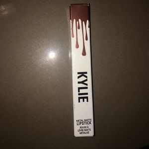 Kylie Cosmetics Metal Matte Lipstick