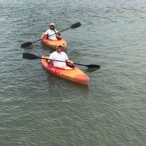 Meet your Posher, Leslie