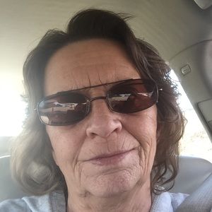 Meet your Posher, Sherry