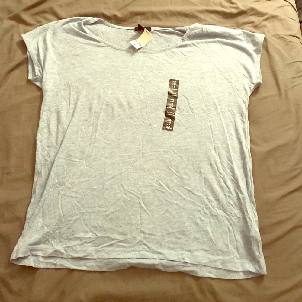 Scoop neck blue tee, size m