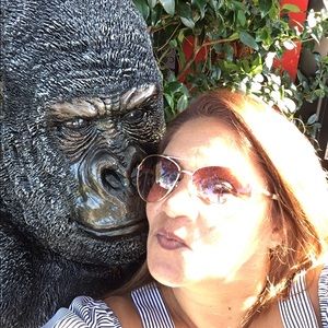 Meet your Posher, Diana