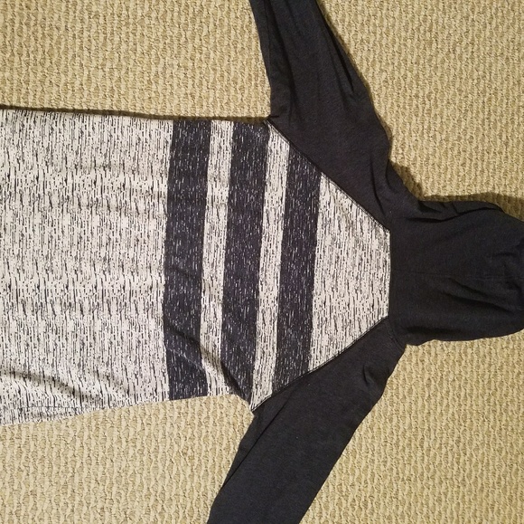 Striped navy and white hoodie - Picture 2 of 2