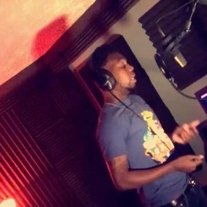 Meet your Posher, Mechie