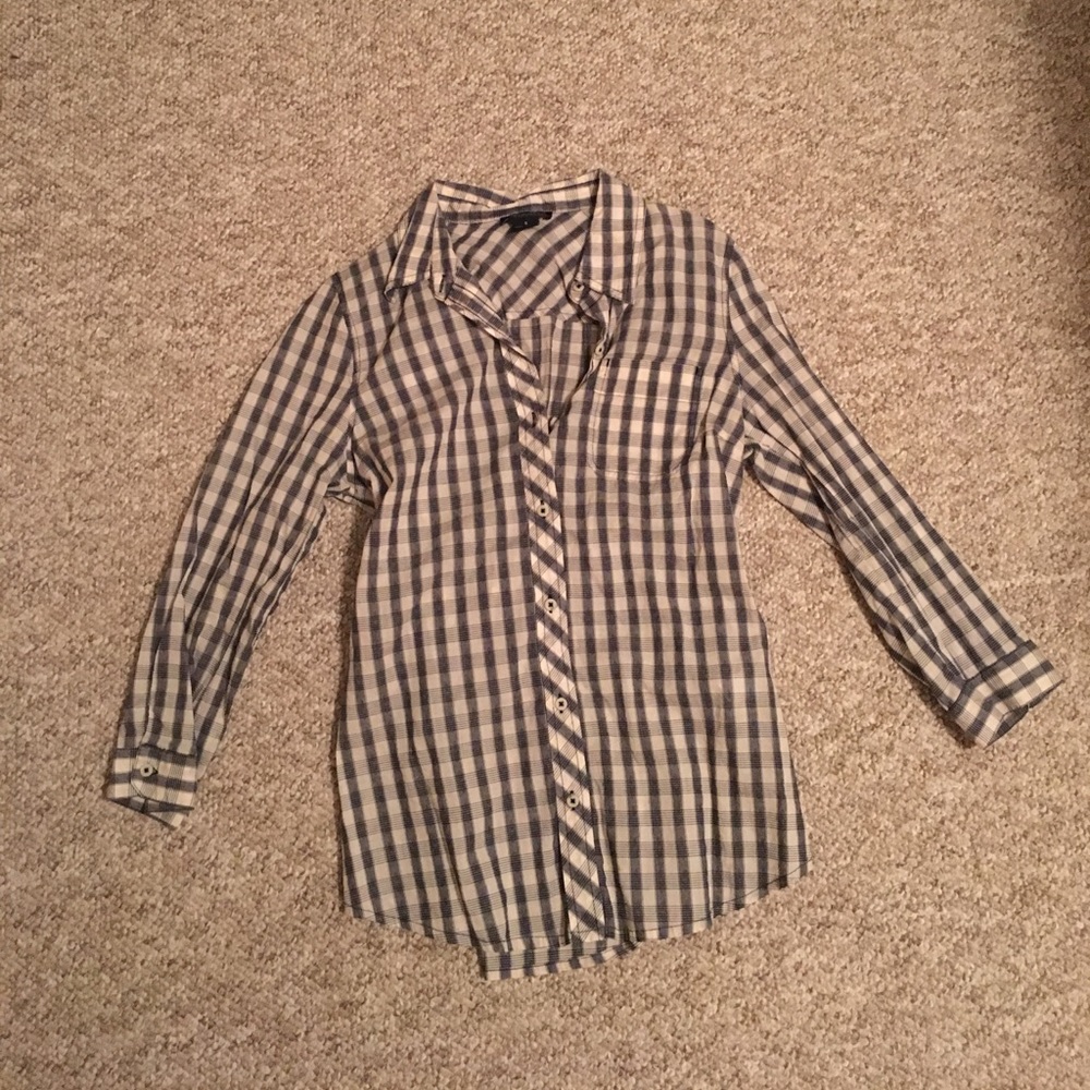 Lucky Brand Button Down 🍀
