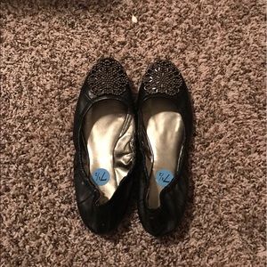 Tahari Valerie ballet flats