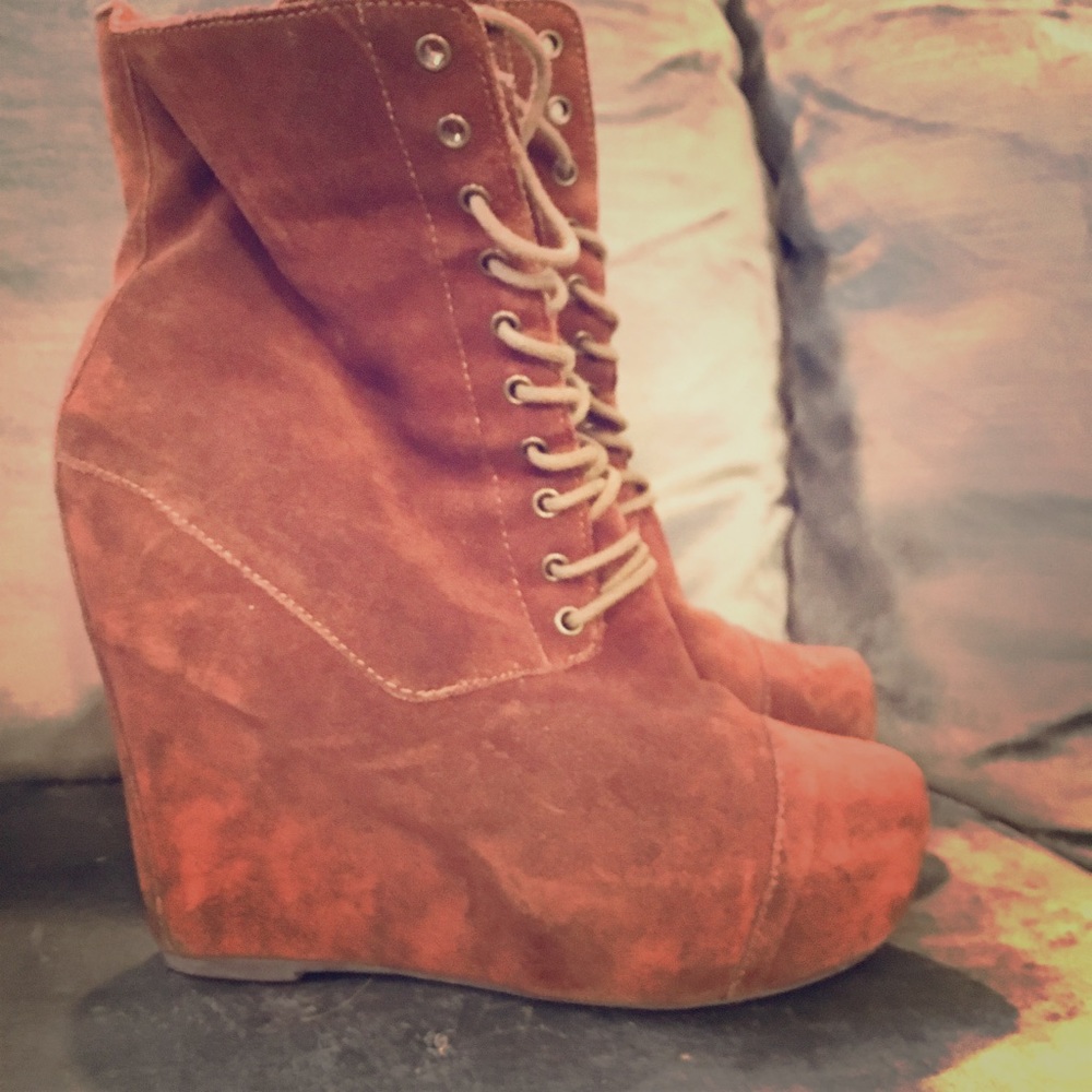 STEVEN! These are HOT! Sexy lace up super wedge!