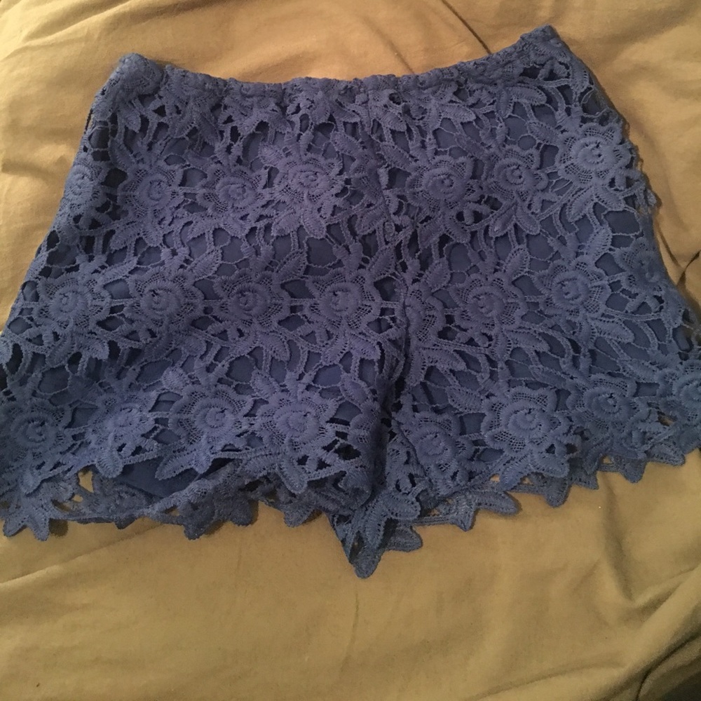 Blue floral lace shorts