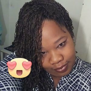 Meet your Posher, Nancy