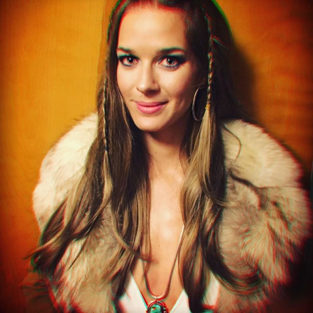 Meet your Posher, Samantha lynn