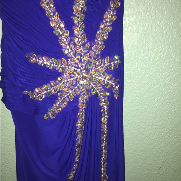 Royal Blue prom dress - Picture 2 of 2