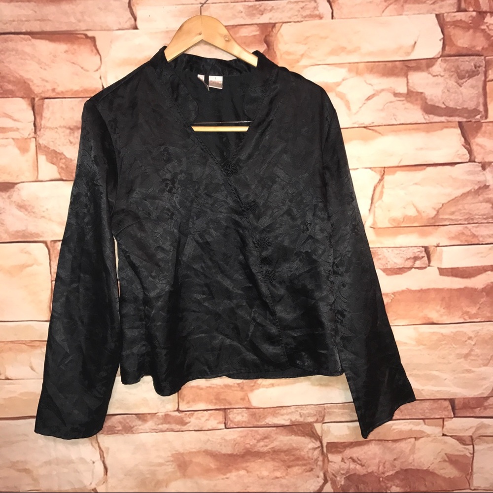 Women's Claire's Rose black kimono top