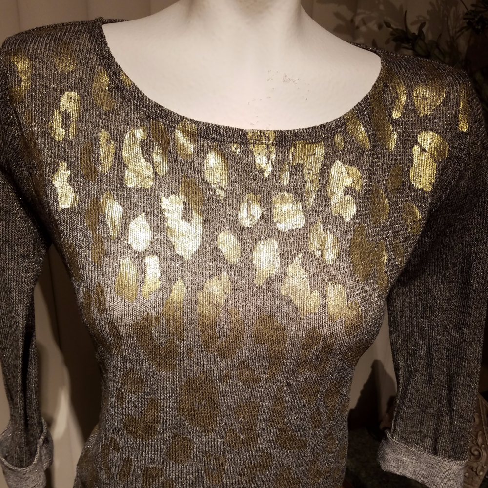 Gorgeous Animal print Summer sweater