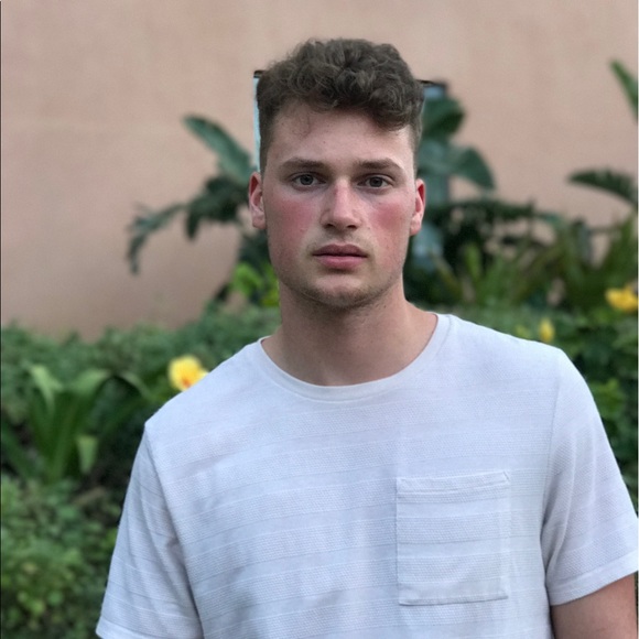 Meet your Posher, Jerin - Picture 1 of 1