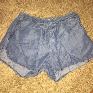 Gap Chambray Shorts!