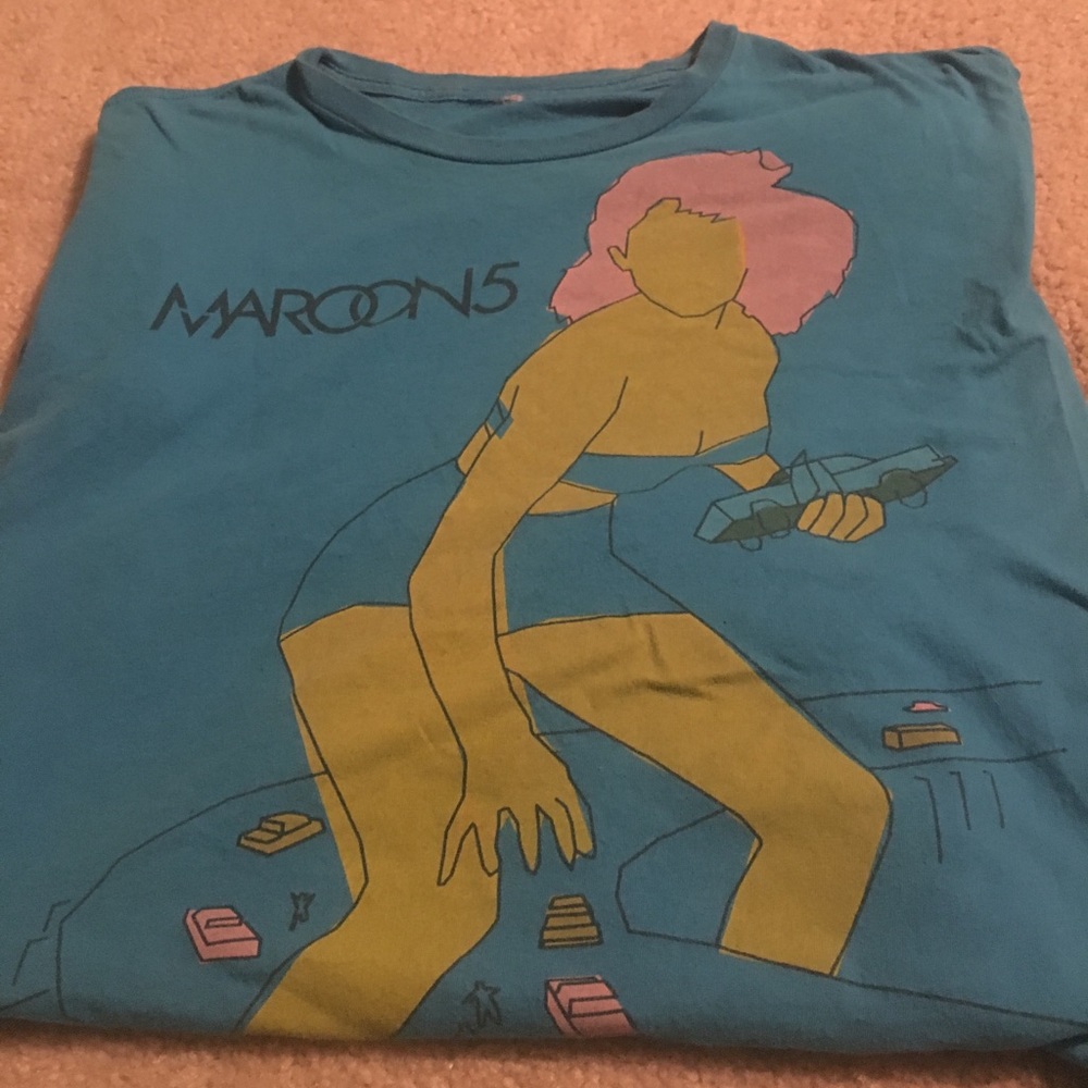 Maroon 5 vintage tee