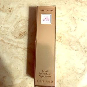 New unopened Elizabeth Arden 5th Ave EDP