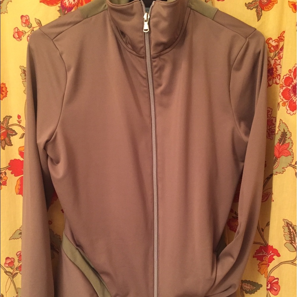 InPhorm longsleeve peplum tennis jacket/shirt