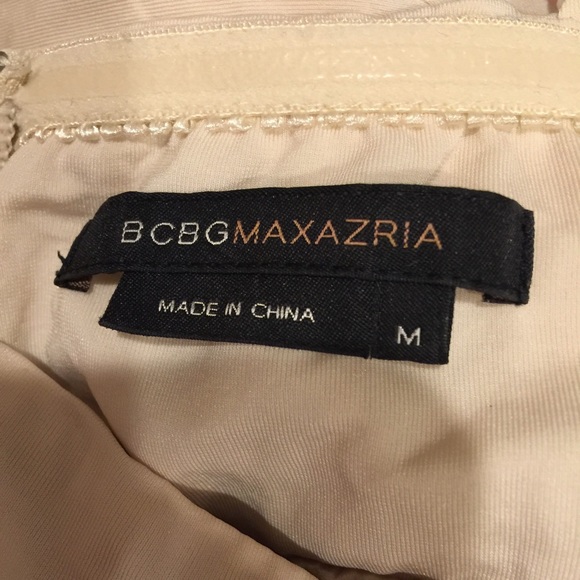 BCBG Maxazria elegant top, built-in bra, size M - Picture 4 of 4