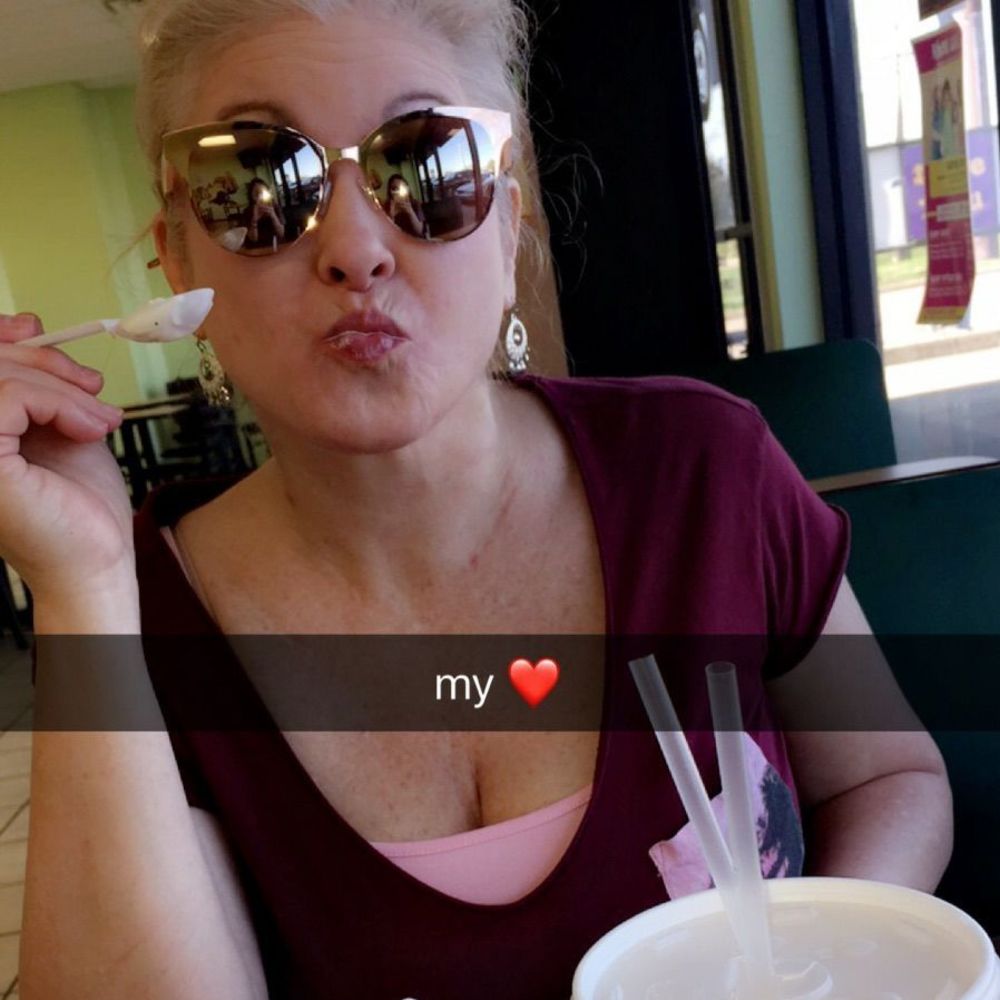 Meet your Posher, Sheila