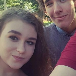 Meet your Posher, Peyton