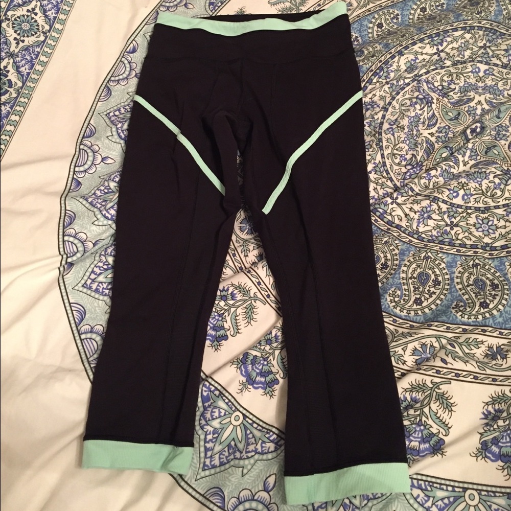 Lululemon crop leggings