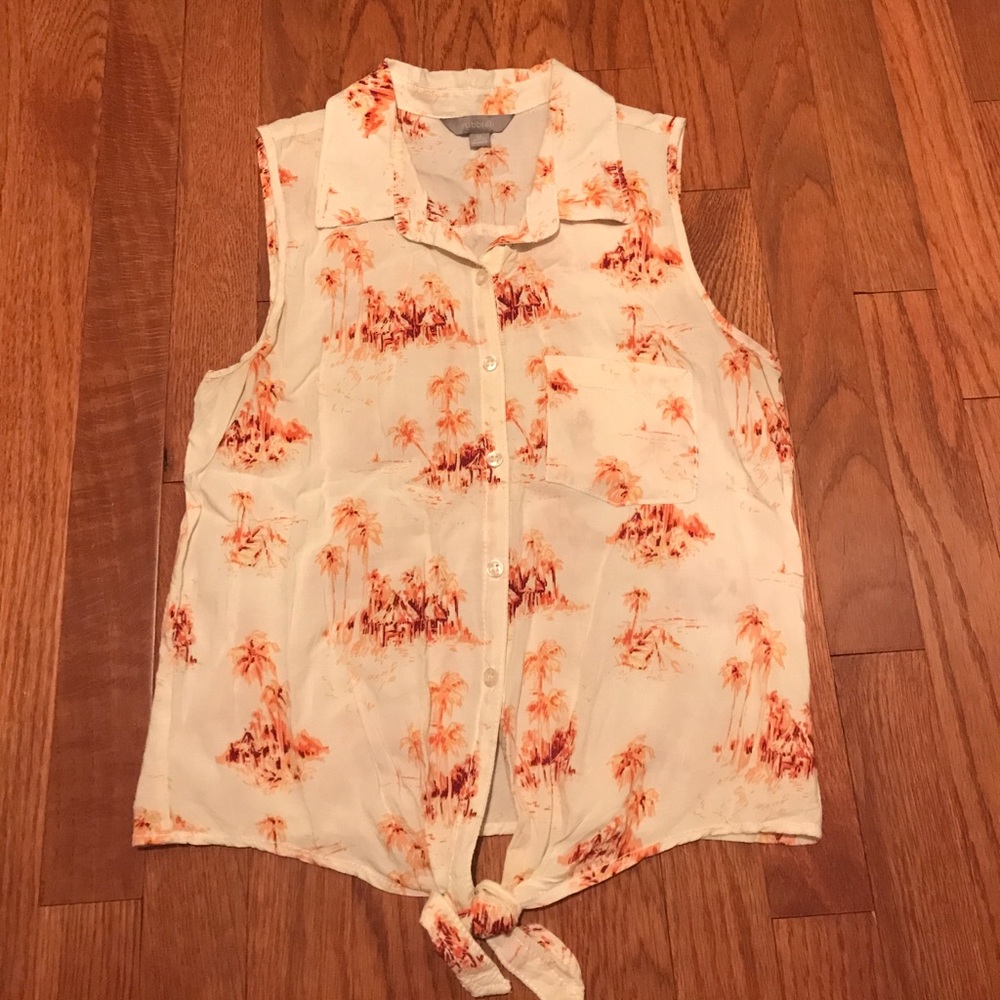 Tie front button down top!!