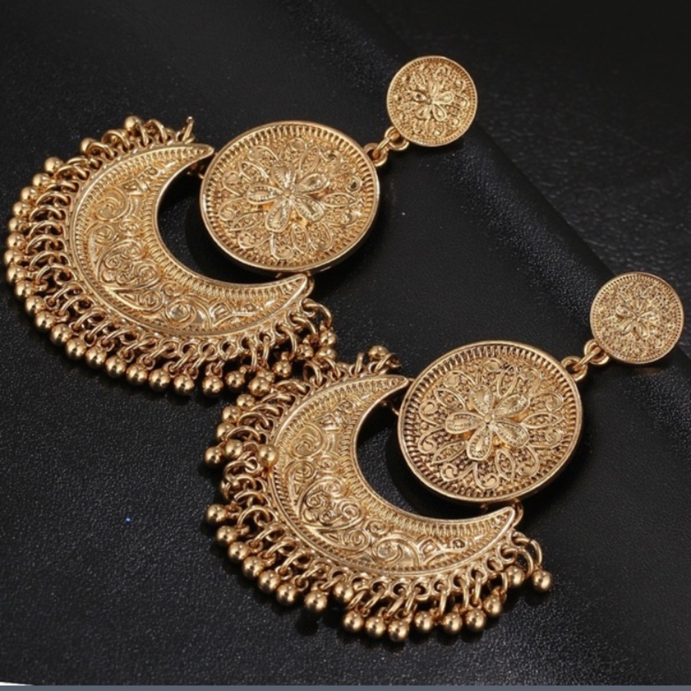 Retro Style Goldplated earring.👍🏼