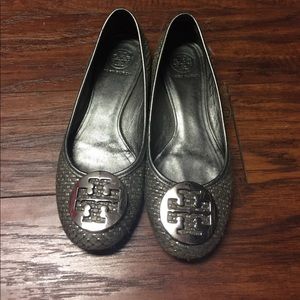 Tory burch woven flats