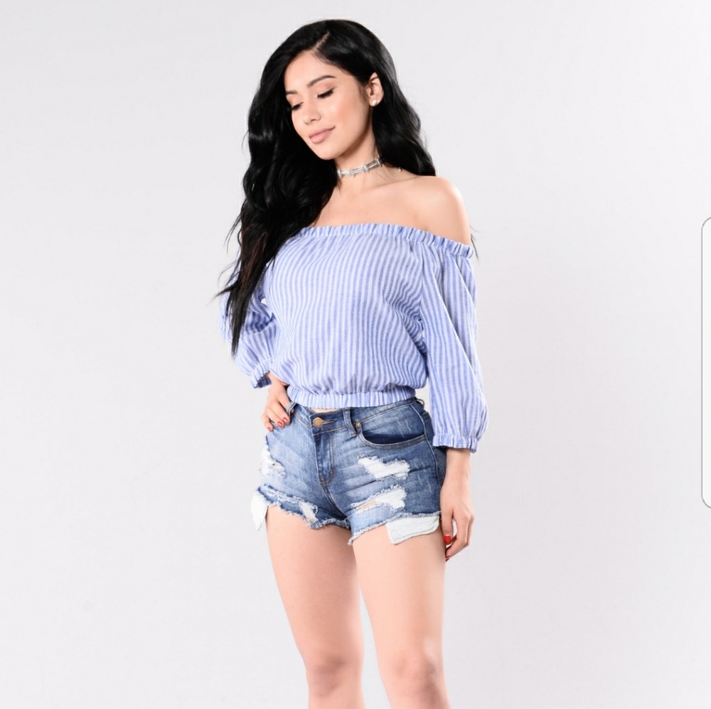 Don't mind her top - blue