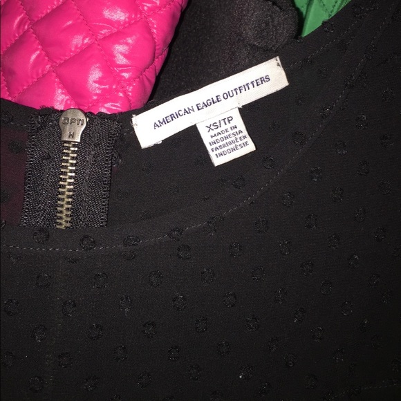 Cute top - Picture 2 of 2