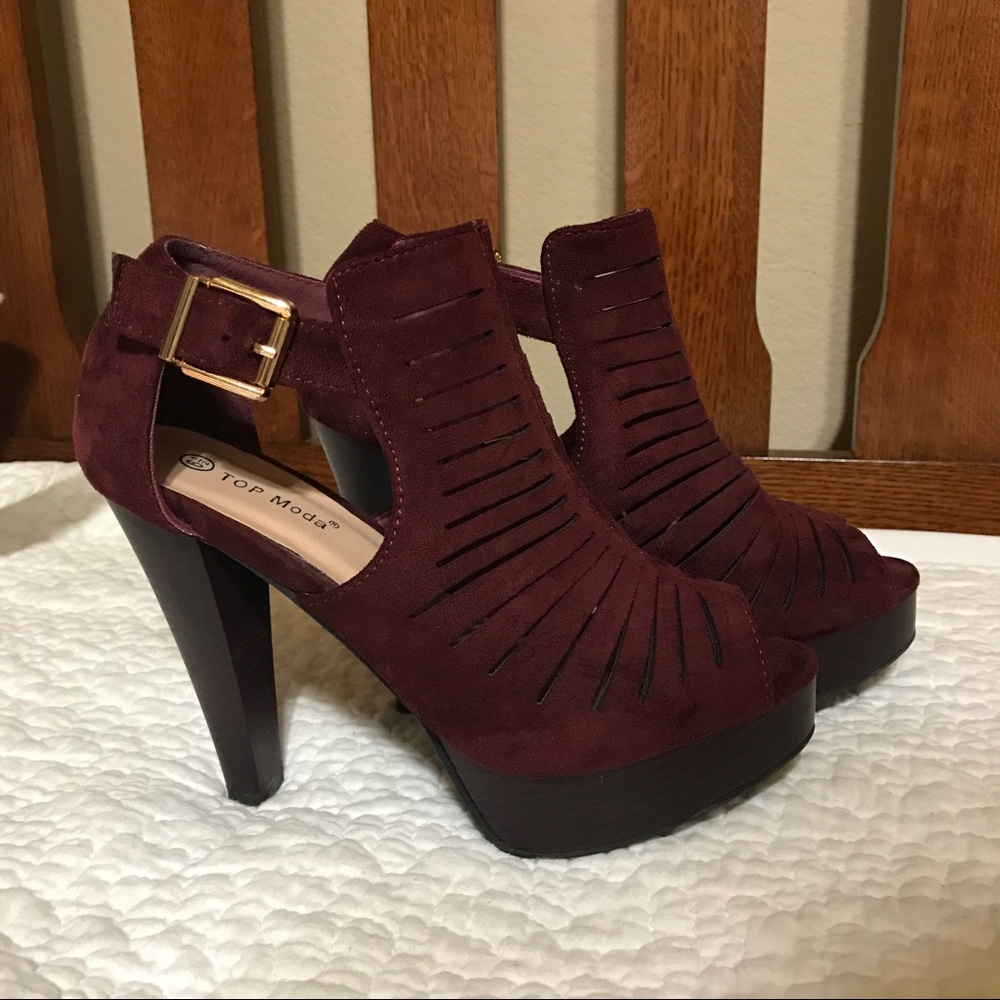 Suede maroon heels