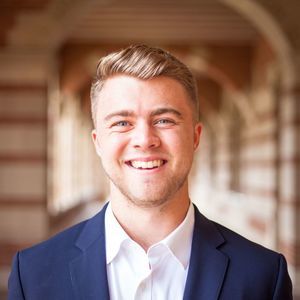 Meet your Posher, Dwight