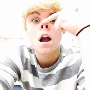 Meet your Posher, Tristan