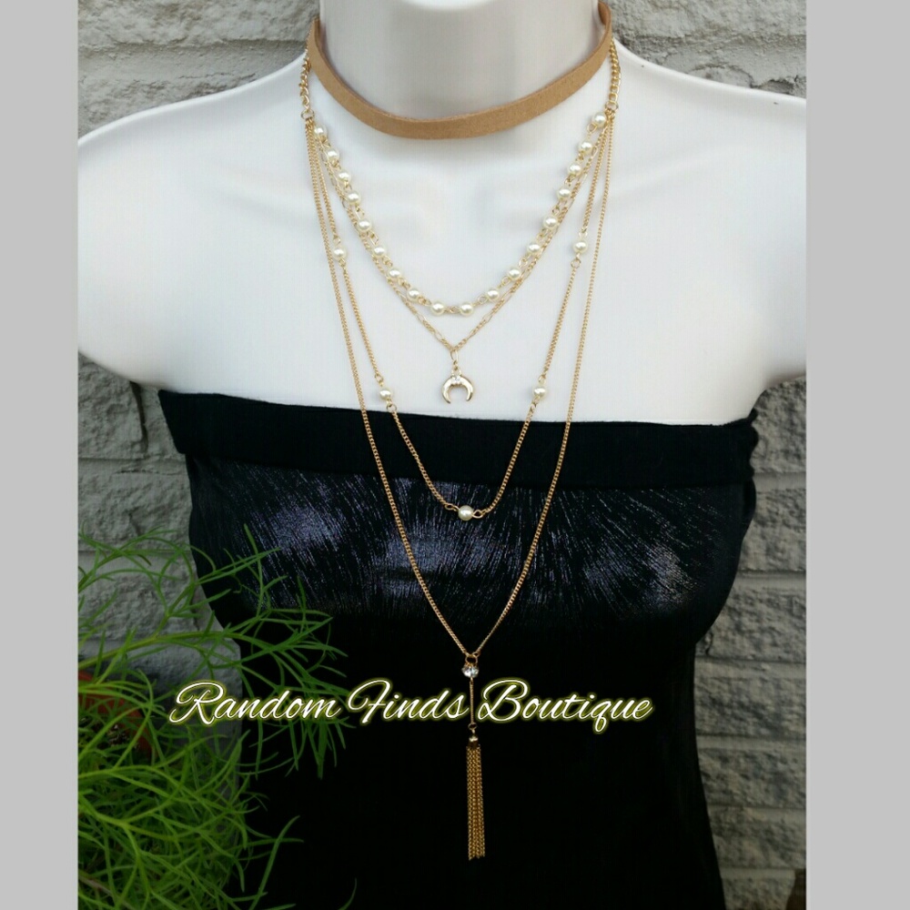 🚨LAST 1🚨 Multilayer necklace choker 2 Piece set