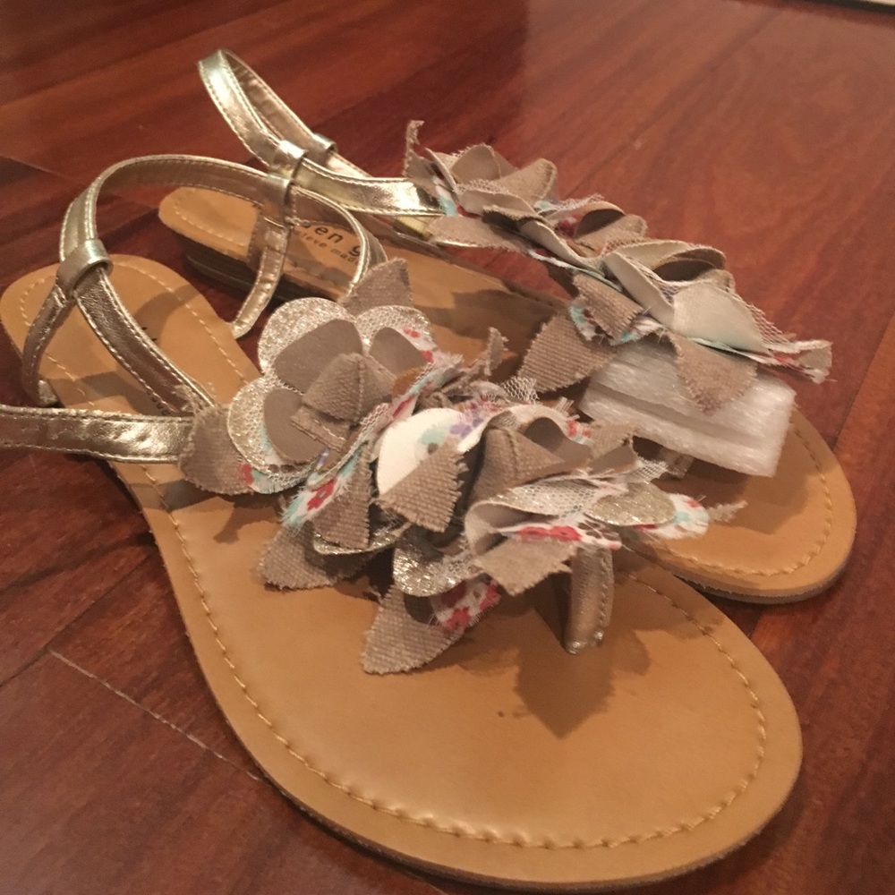 Floral sandals