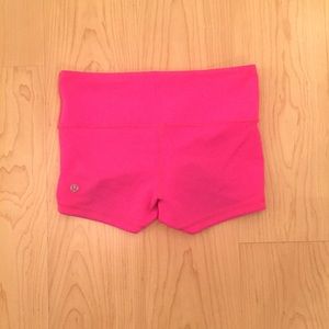 LULULEMON boogie shorts