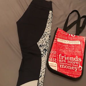 Lululemon Retreat 7/8 in Navy Blue