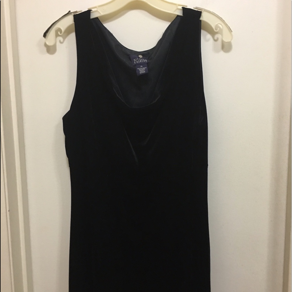 Hillard & Hanson black velvet maxi dress