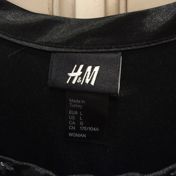 H&M chic top, black, size L - Picture 3 of 4