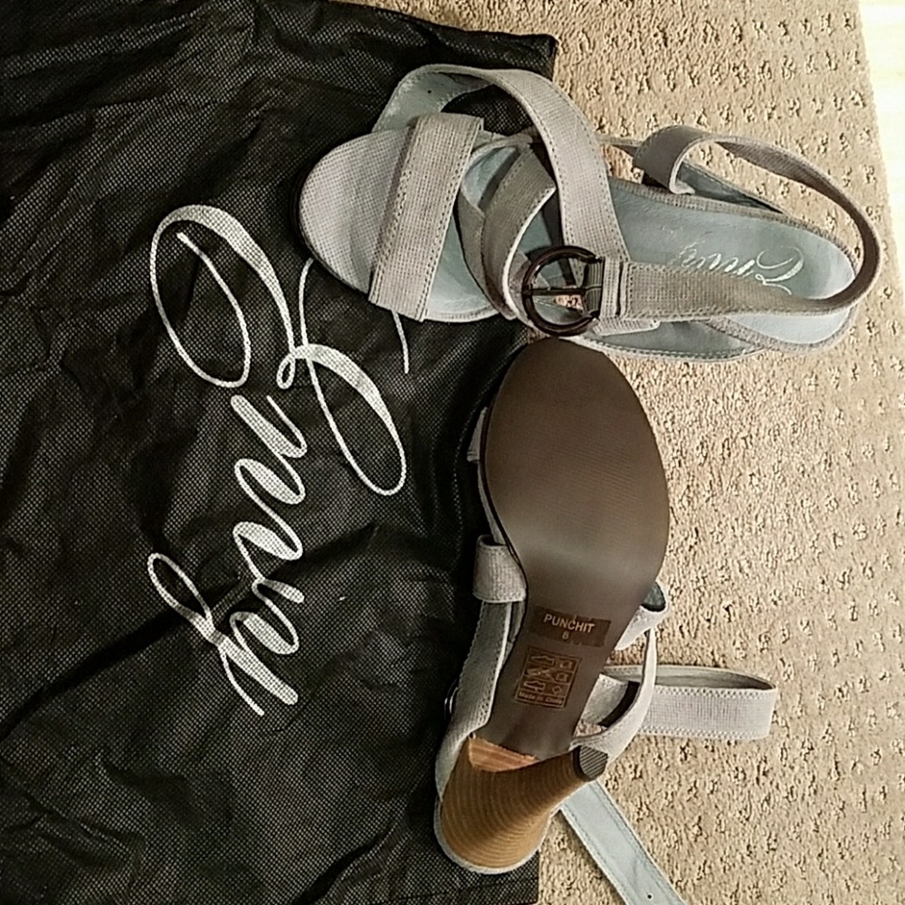 Super Cute Strappy Summer Sandal