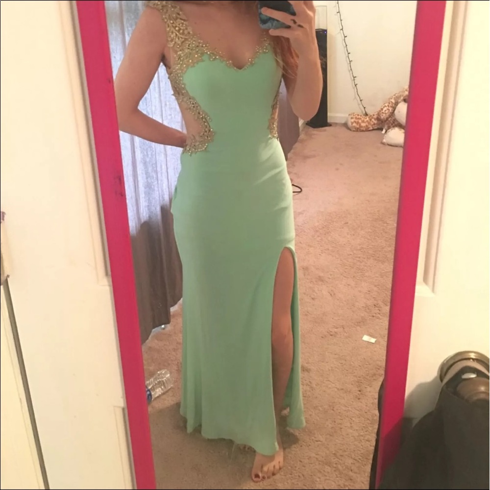 la femme prom dress