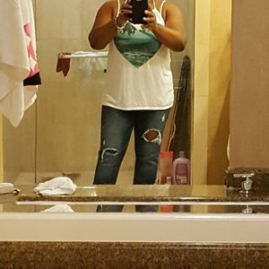 Meet your Posher, Angela