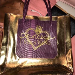 Vera Wang Purse
