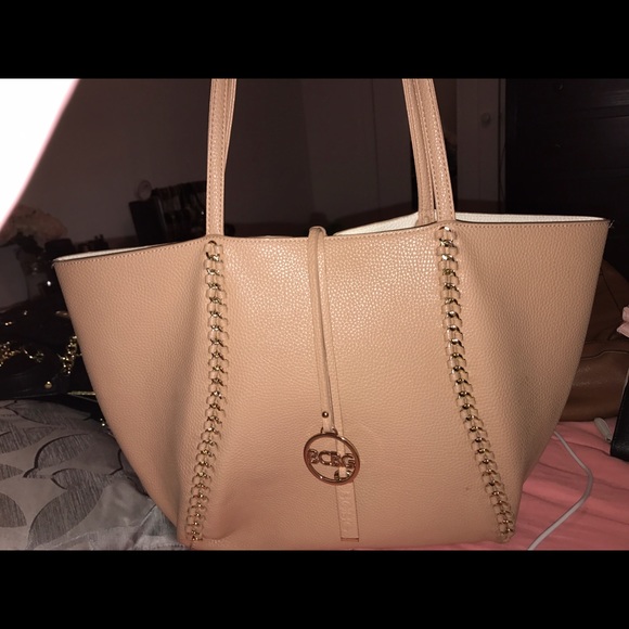 BCBG purse - Picture 1 of 2