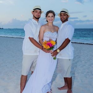 Meet your Posher, Lexis