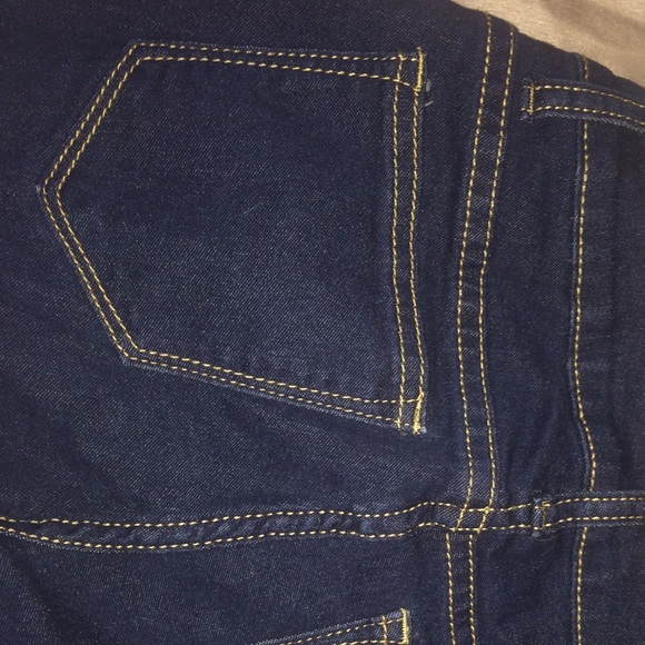 Dark Blue Jeans - Picture 3 of 5